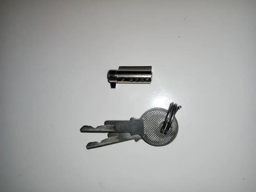 Kunci & Gembok Frezzer Ice cream