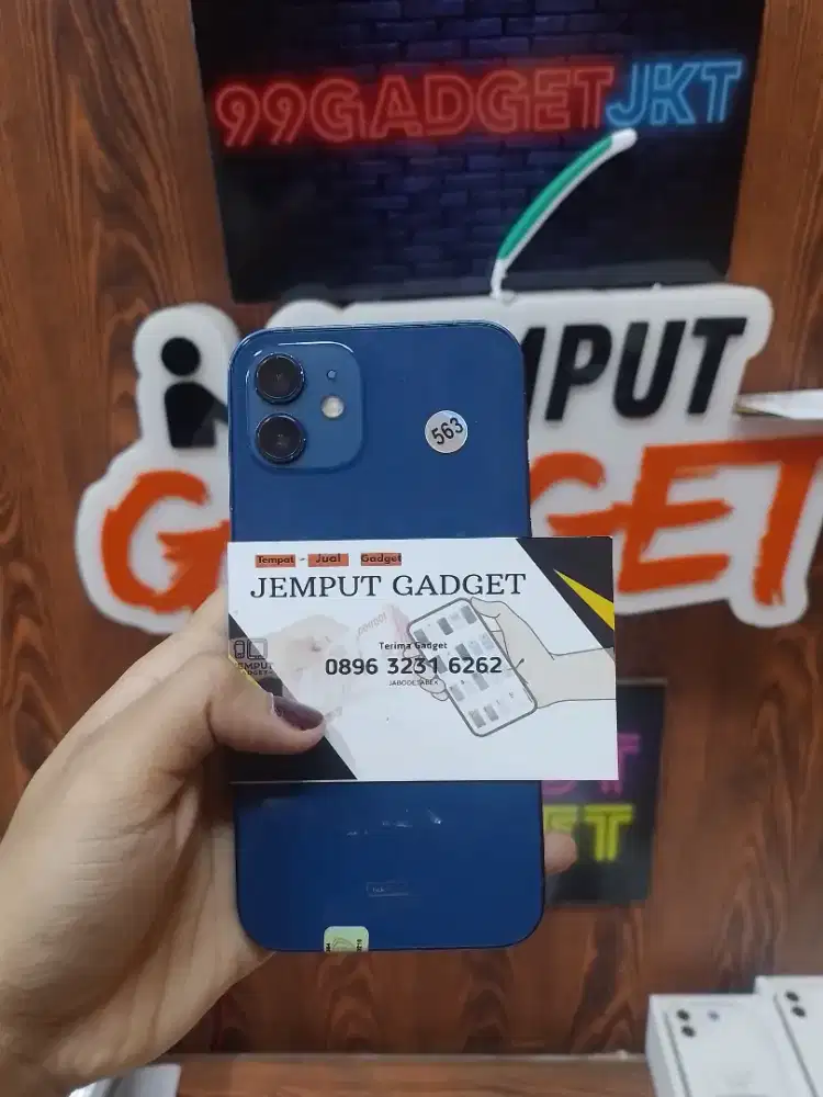 Iphone 12 64GB lengkap ibox