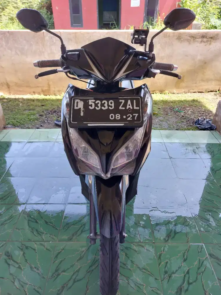 Vario KZR Tahun 2012 Lengkap