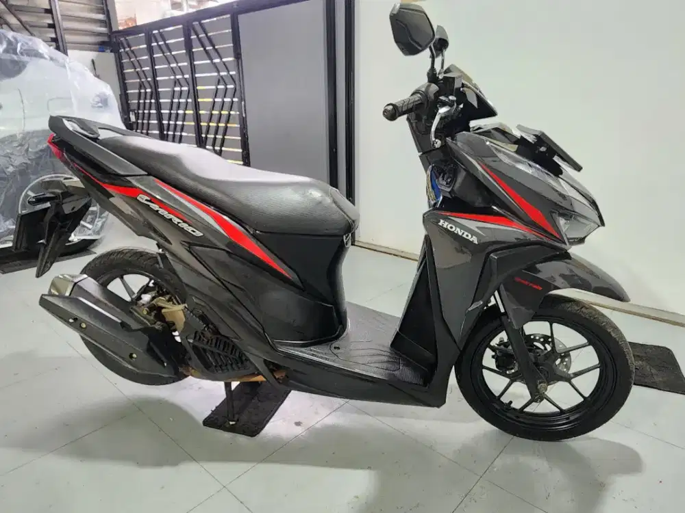 Vario 125 tahun 2018 plat F