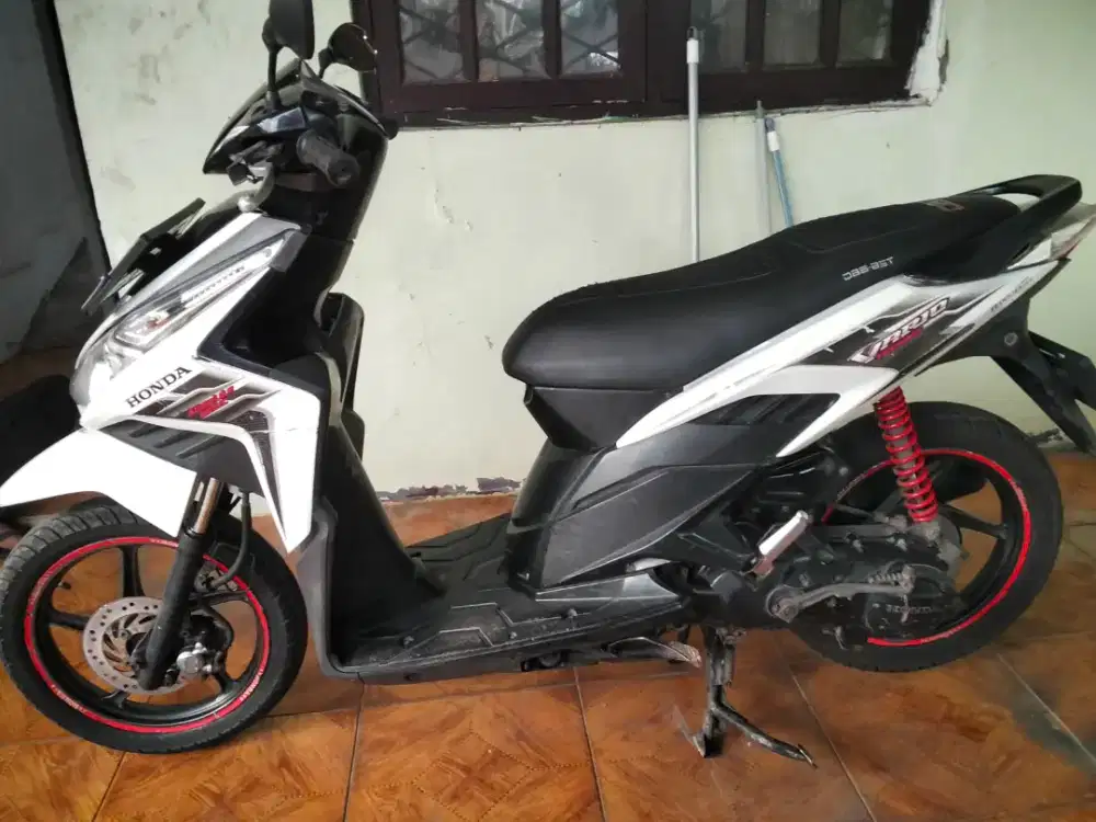 HONDA VARIO TECHNO CBS 2011 MESIN CAKEP