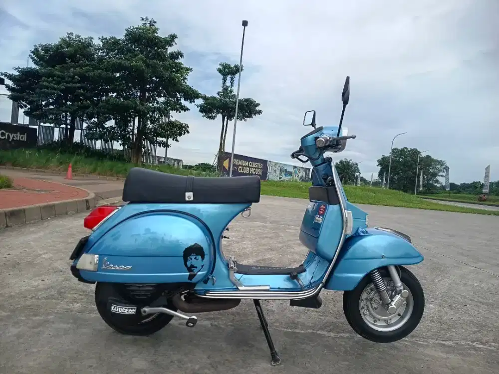 Vespa P150X
Mesin standar excel