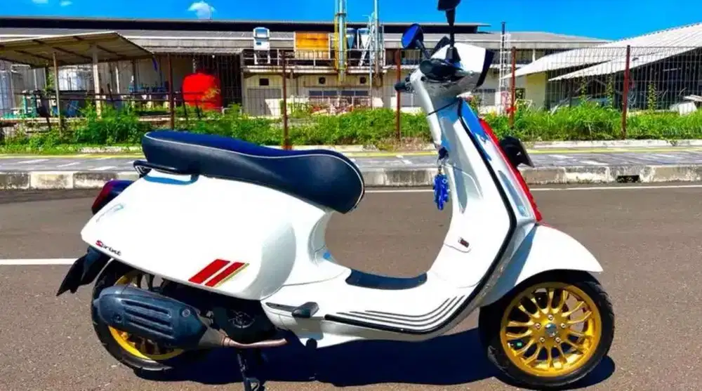 Dijual Vespa Sprint Racing Sixties