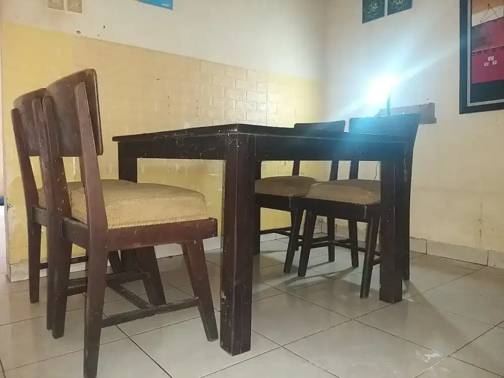 Meja Makan Jati 4 Seater seken Jadul