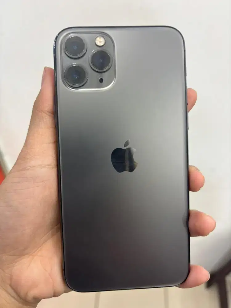 iphone 11 pro hitam