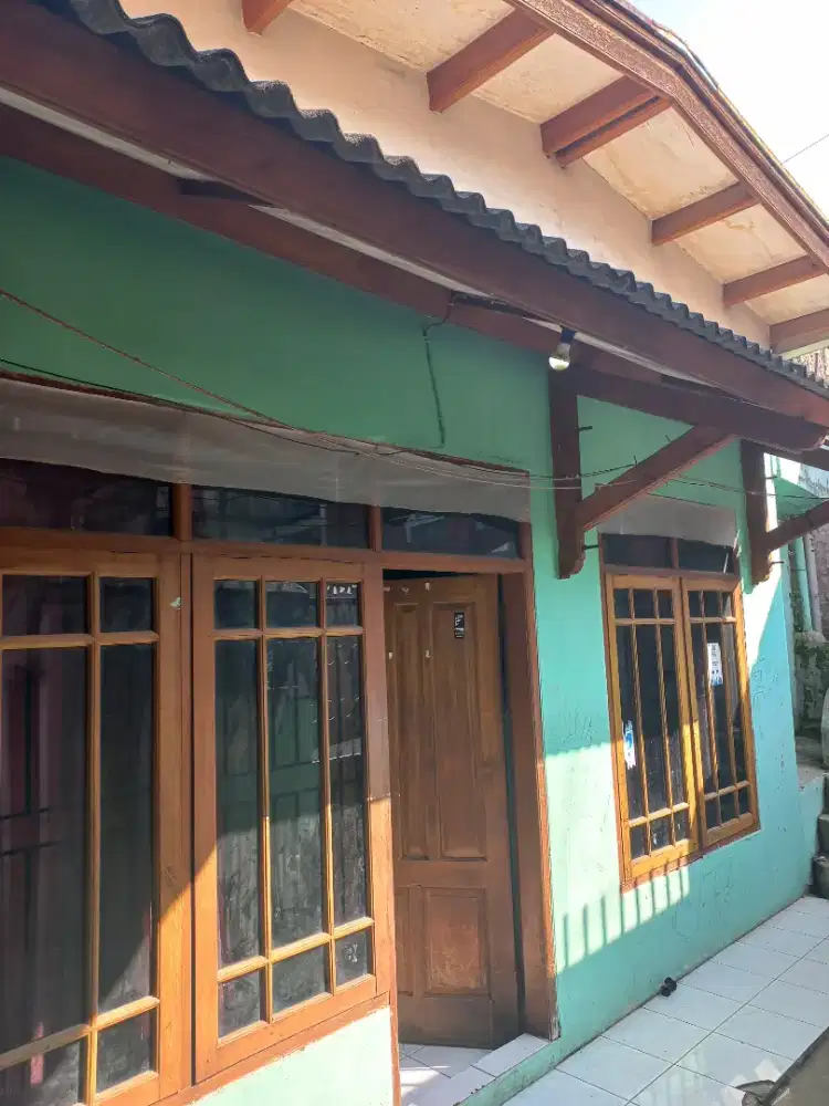 Di Jual Rumah dekat Pasar Sadang Serang