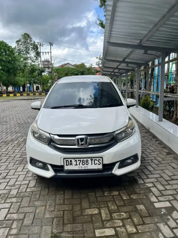 Honda mobillio E metik 2017