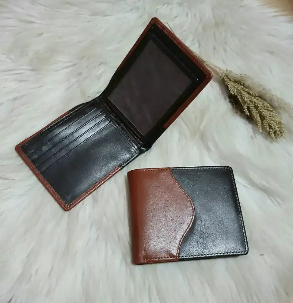 Gratis ongkir Dompet Pria kulit sapi asli model Pendek