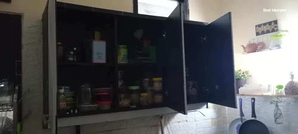 Kitchen set pintu 3 ada sekat dalam