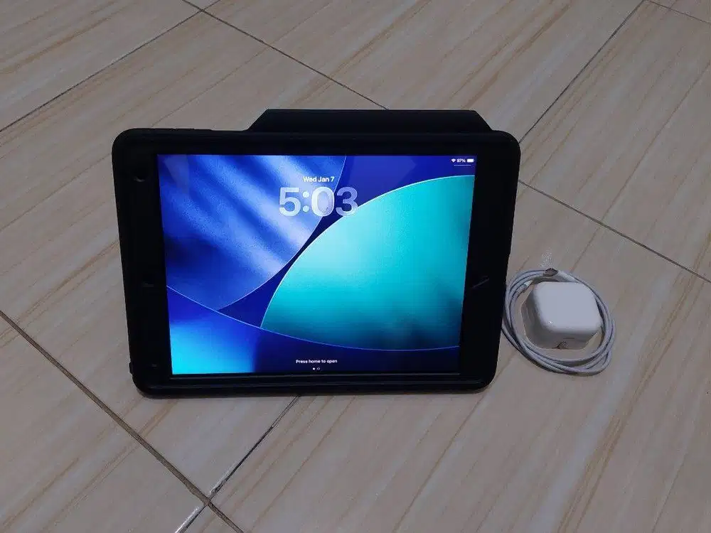 Apple iPad 8 128gb 2020 10.2 Space Gray Wifi Only 128 gb