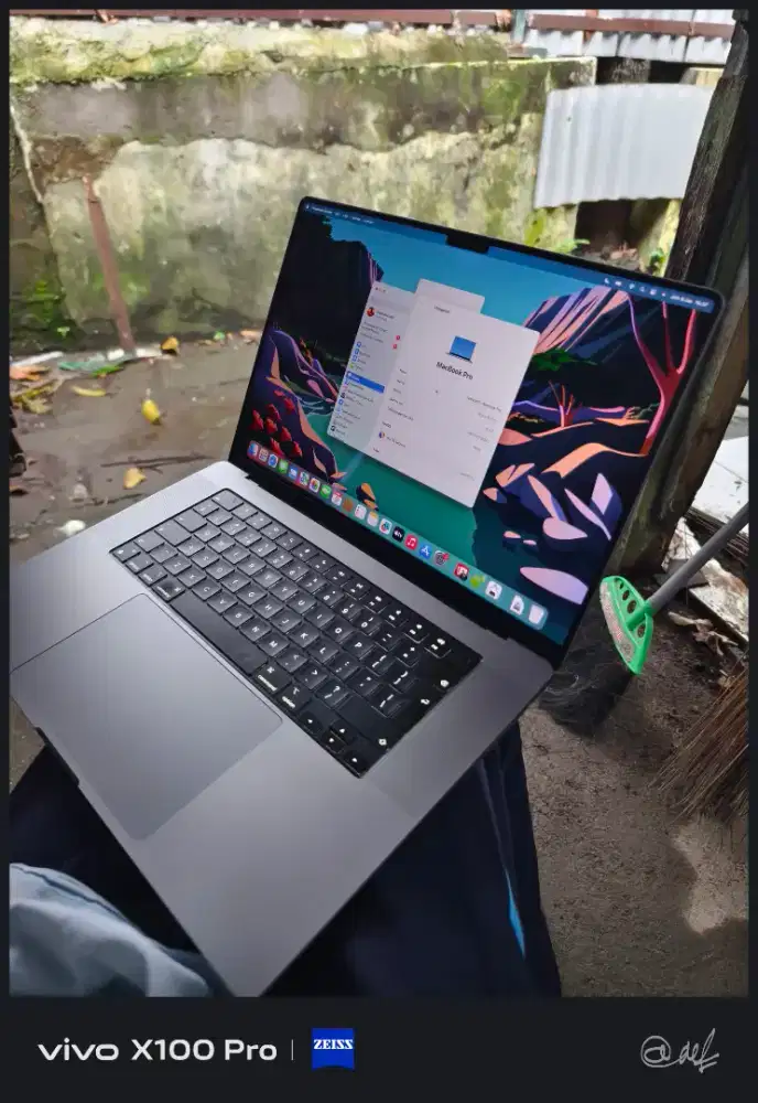 Macbook pro m2 pro chip 16 inc