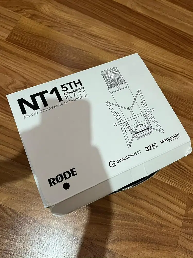 Rode NT1 5th Generation like new