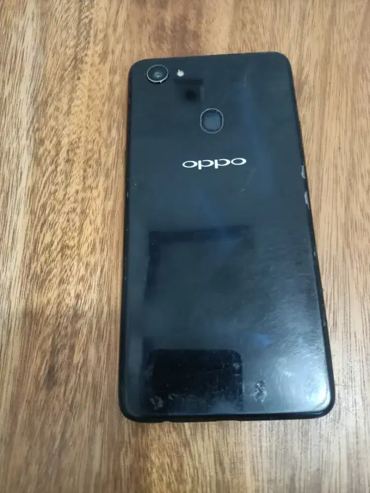 Oppo F7 ram 4/64 normal semua, jual batangan aja. Bisa tt