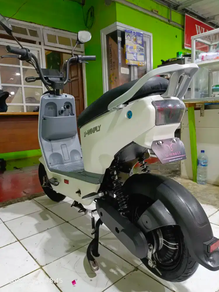 sepeda listrik winflay D8-12
