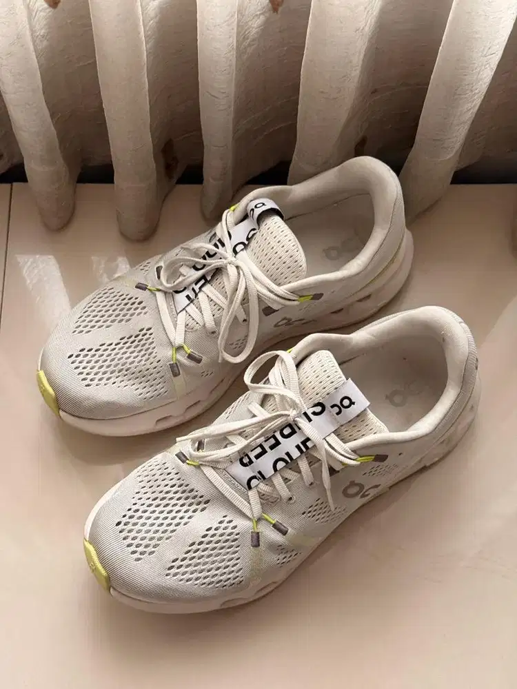 On Cloud Cloudsurfer