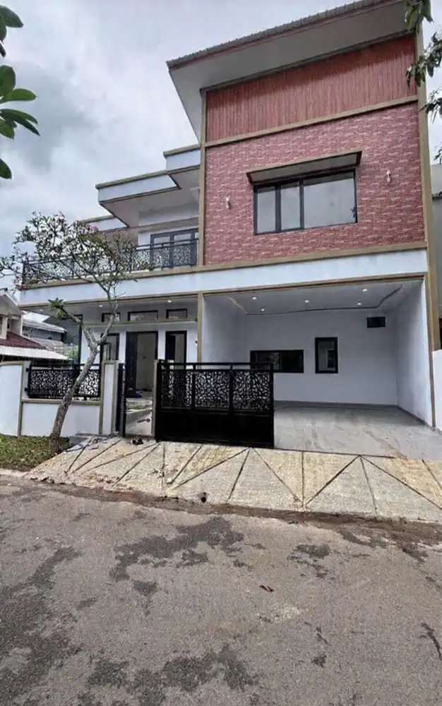 Dijual Rumah Mewah Siap Huni Di Kencana Loka Bsd