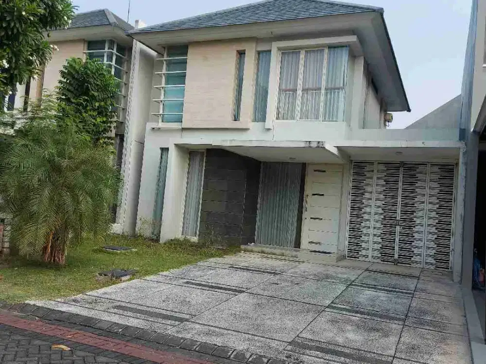 DISEWAKAN RUMAH – PAKUWON INDAH “THE MANSION”