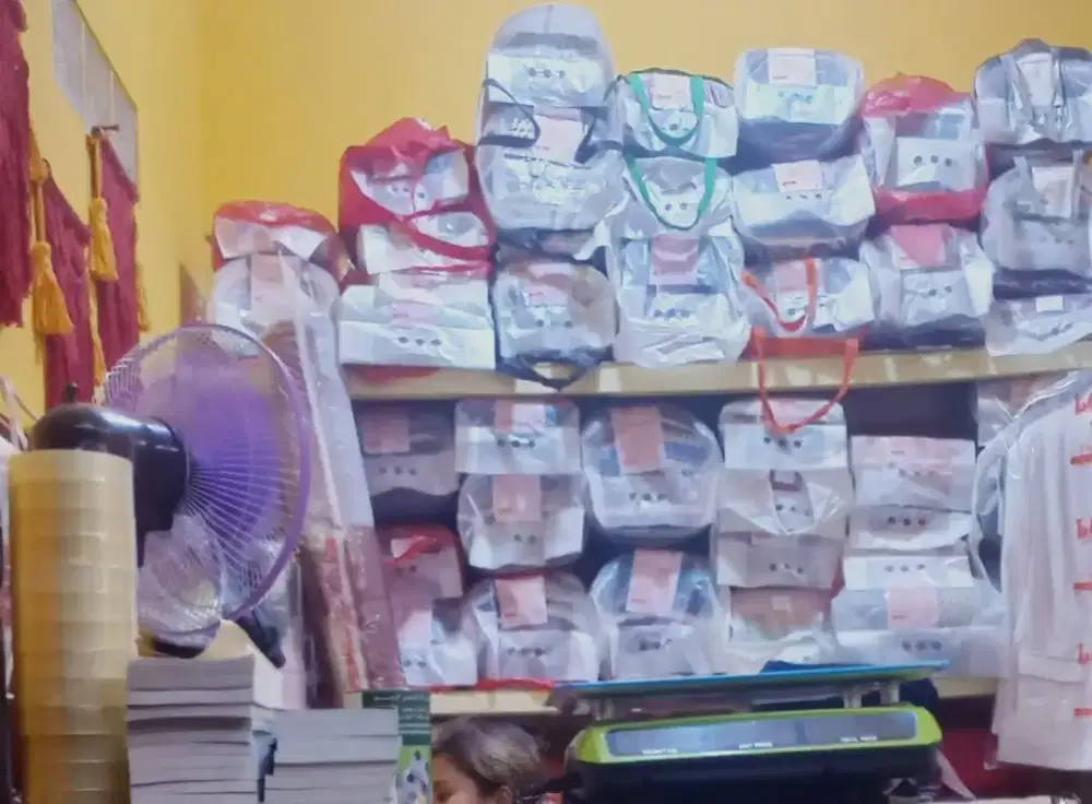 LOWONGAN KERJA LAUNDRY