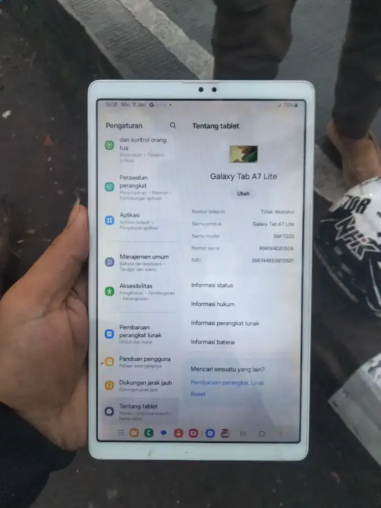 Samsung tab 7 lite 4g. Ram 3/32