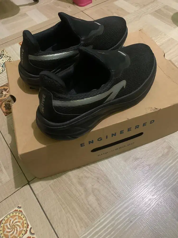 BRODO SLIP ON Sepatu Jual murah belum pernah dipake