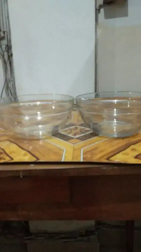 Mangkok beling polos dan motif bunga keramik