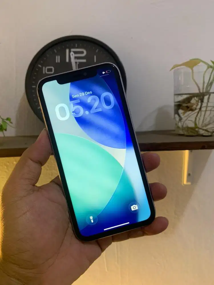 Iphone 11 lengkap kotak