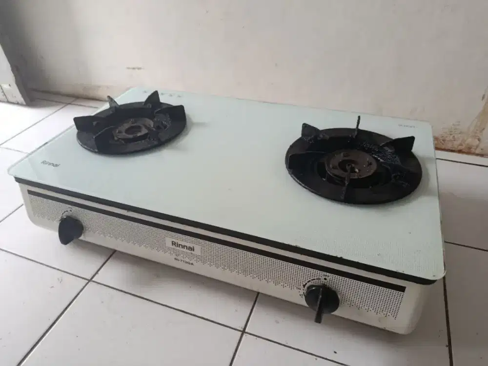 Rinnai kaca kompor 2 tungku api lilin