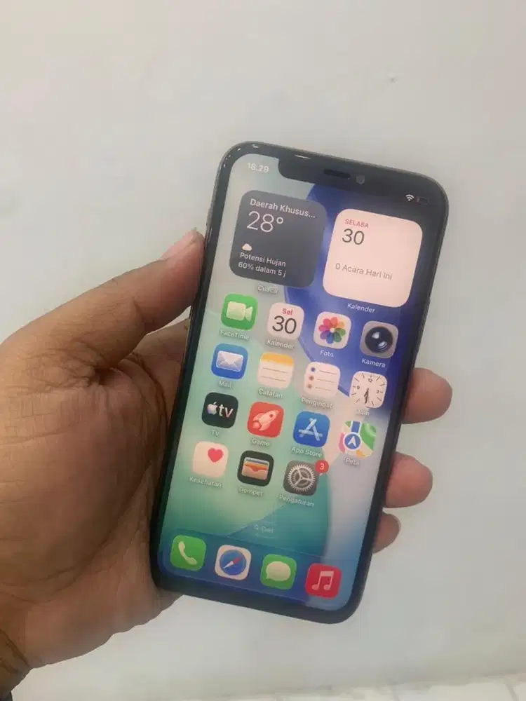 Iphone 11 pro lengkap kotak