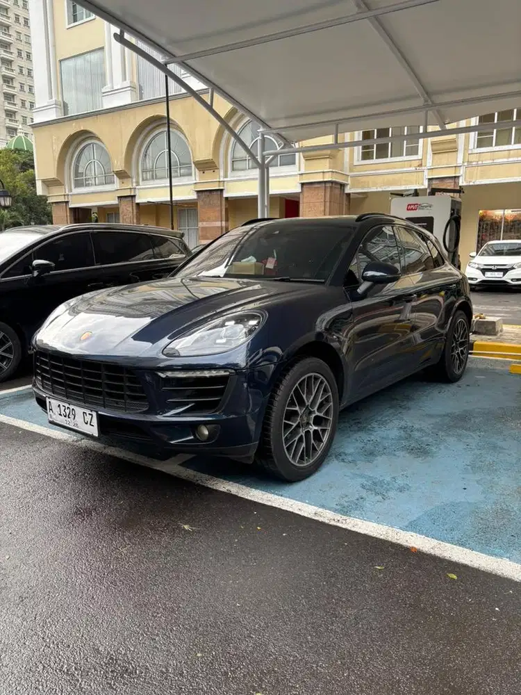 2018 porsche macan