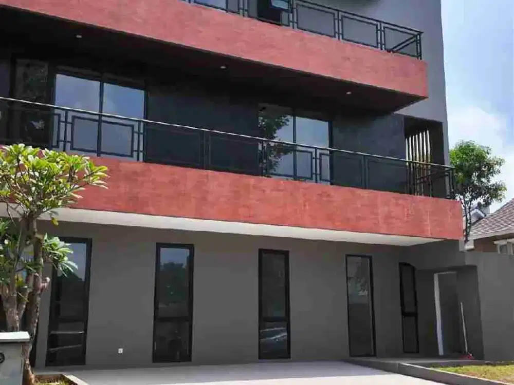 Dijual Rumah Mewah Baru Semi Furnished di Cluster Feronia - Alam Sutera