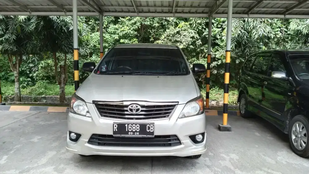 Toyota Innova G 2.0 MT istimewa