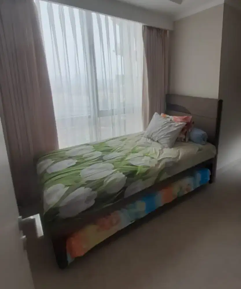 Ranjang susun/tingkat & kasurnya