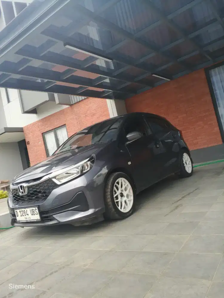 Honda Brio 2024 e cvt cicilan 2.6