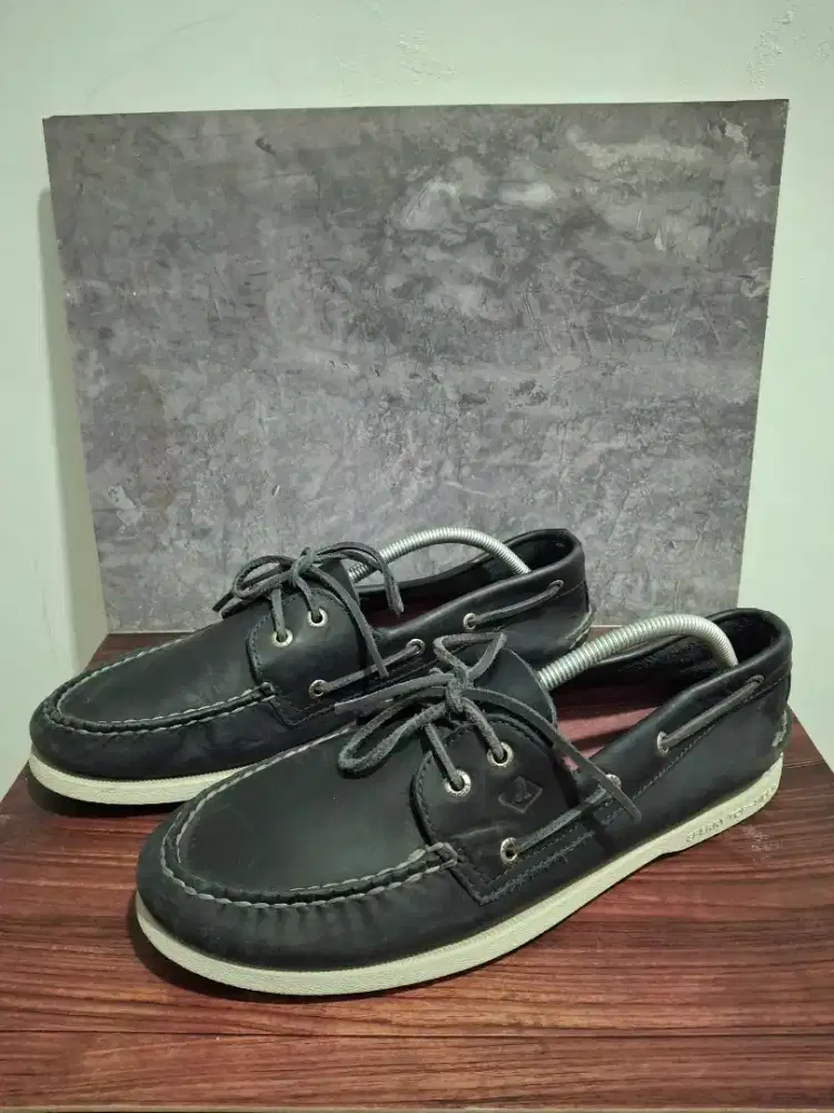 Sperry Top Sider leather