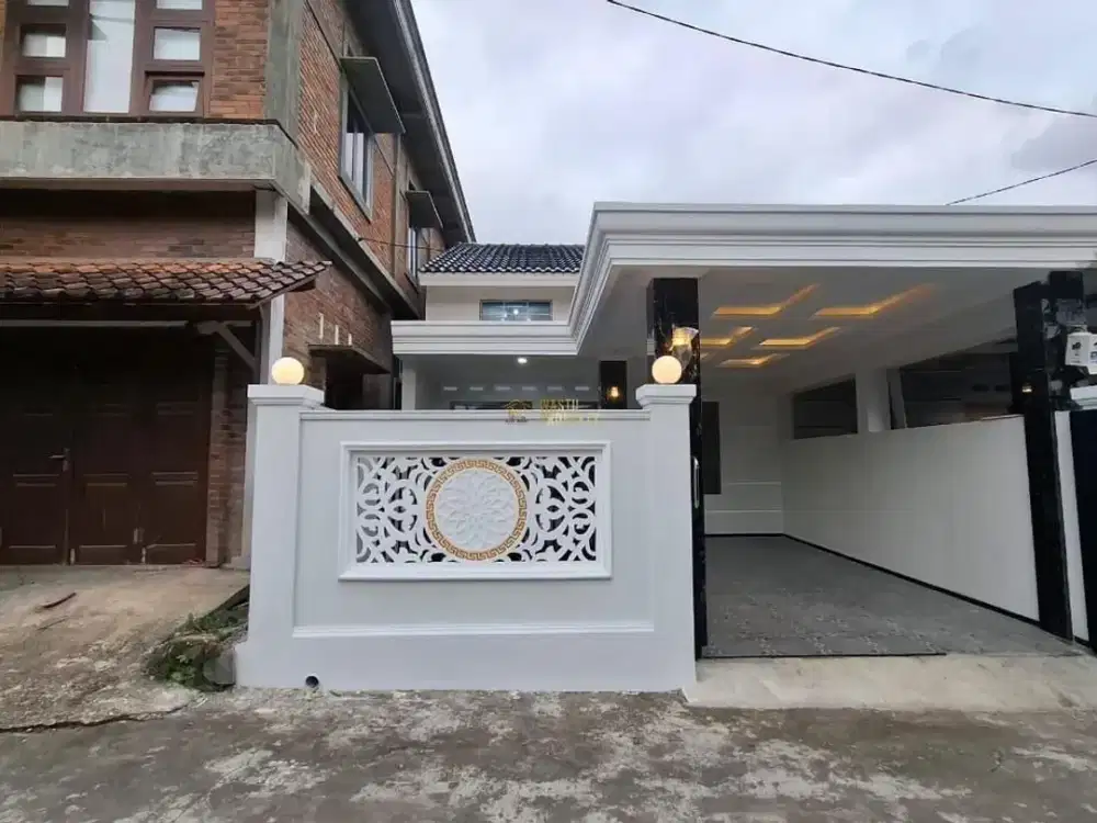 RUMAH SIAP HUNI DEKAT DARI PEREMPATAN TAJEM MAGUWOHARJO