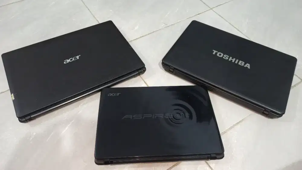 Jual borongan 2 laptop 1 notebook