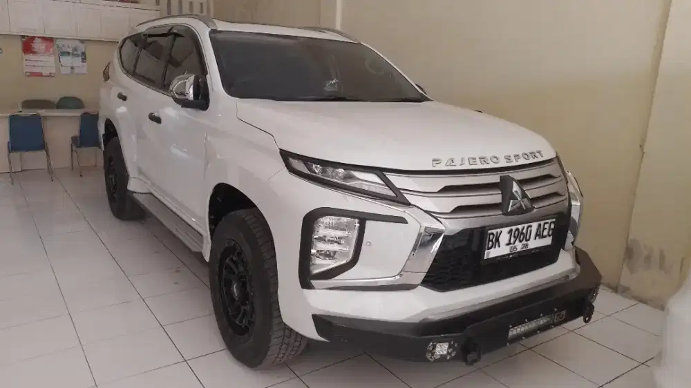 Pajero 2023 sport Dakar 4x2