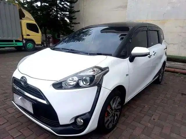 Hot Sale - Toyota Sienta 1.5 V Bensin-MT 2017