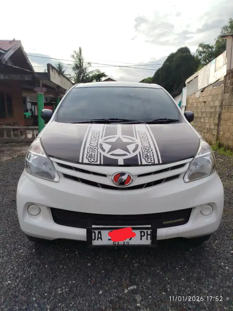 Daihatsu Xenia 2014