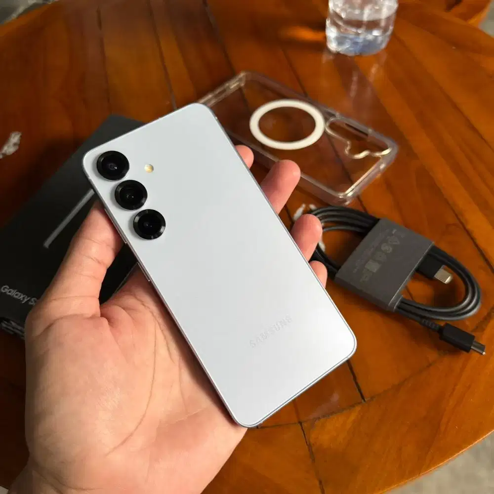 Samsung S25 12/512GB Fullset Ori Mulus Garansi 2026