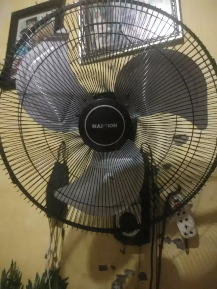 Jual Maspion Dinding 18 inc