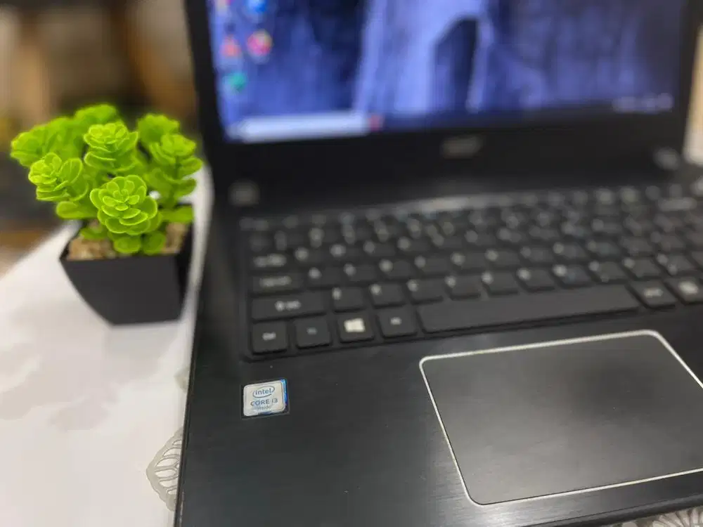 Laptop acer core i3 tanpa kendala normal