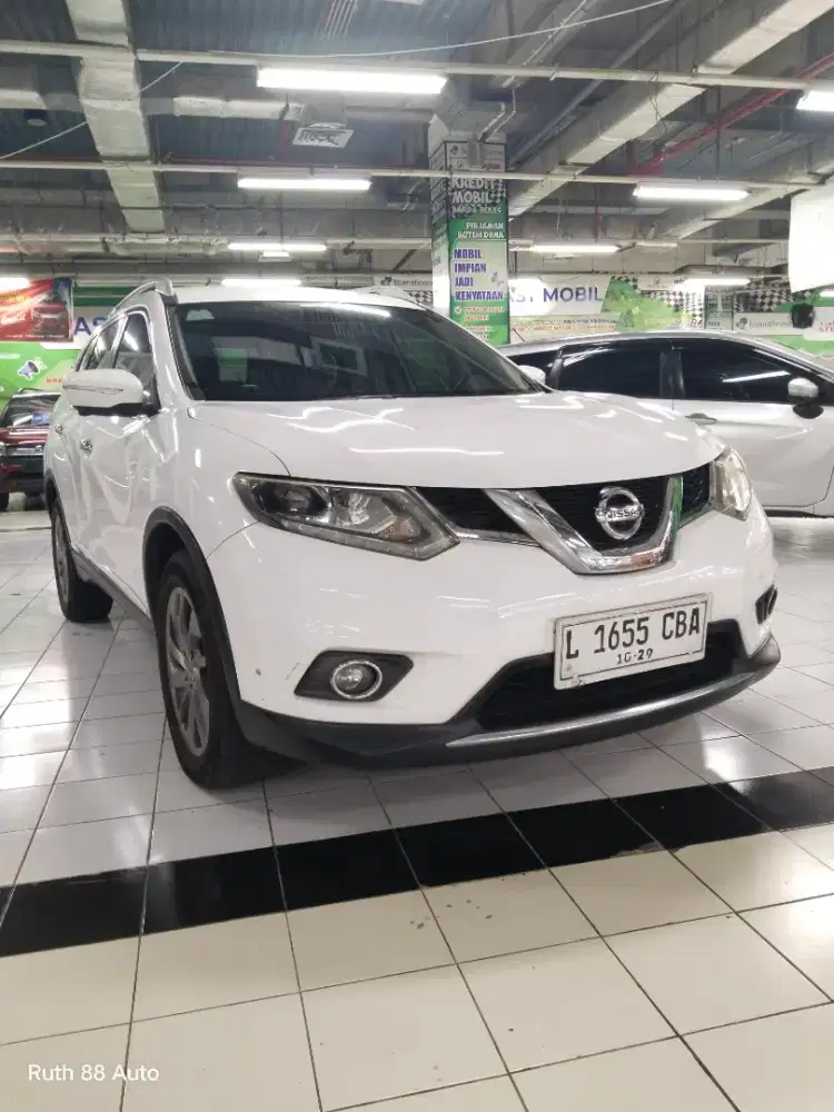NISSAN XTRAIL 2.5 AT 2014