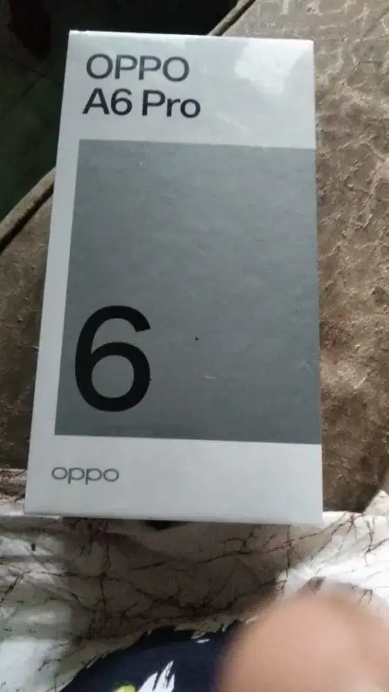 Oppo a6 pro ram 8/256