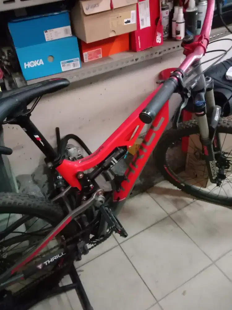 Jual Sepeda bonus velg dan ban