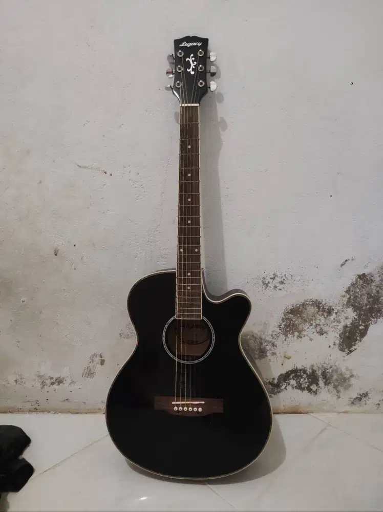 Jual gitar legacy