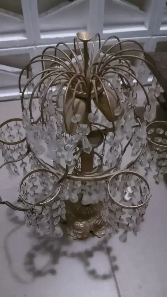 Lampu kristal kamar bahan kuningan