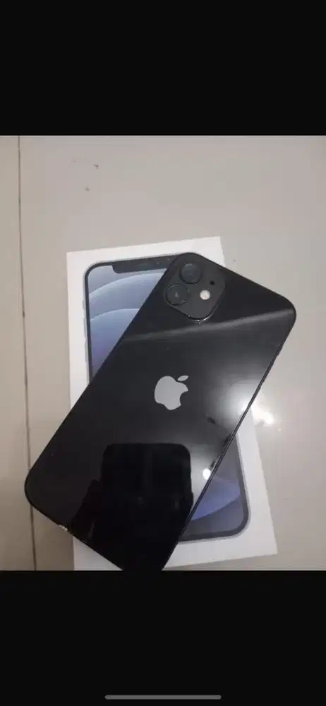 Jual Iphone 12 hitam second inter 64gb