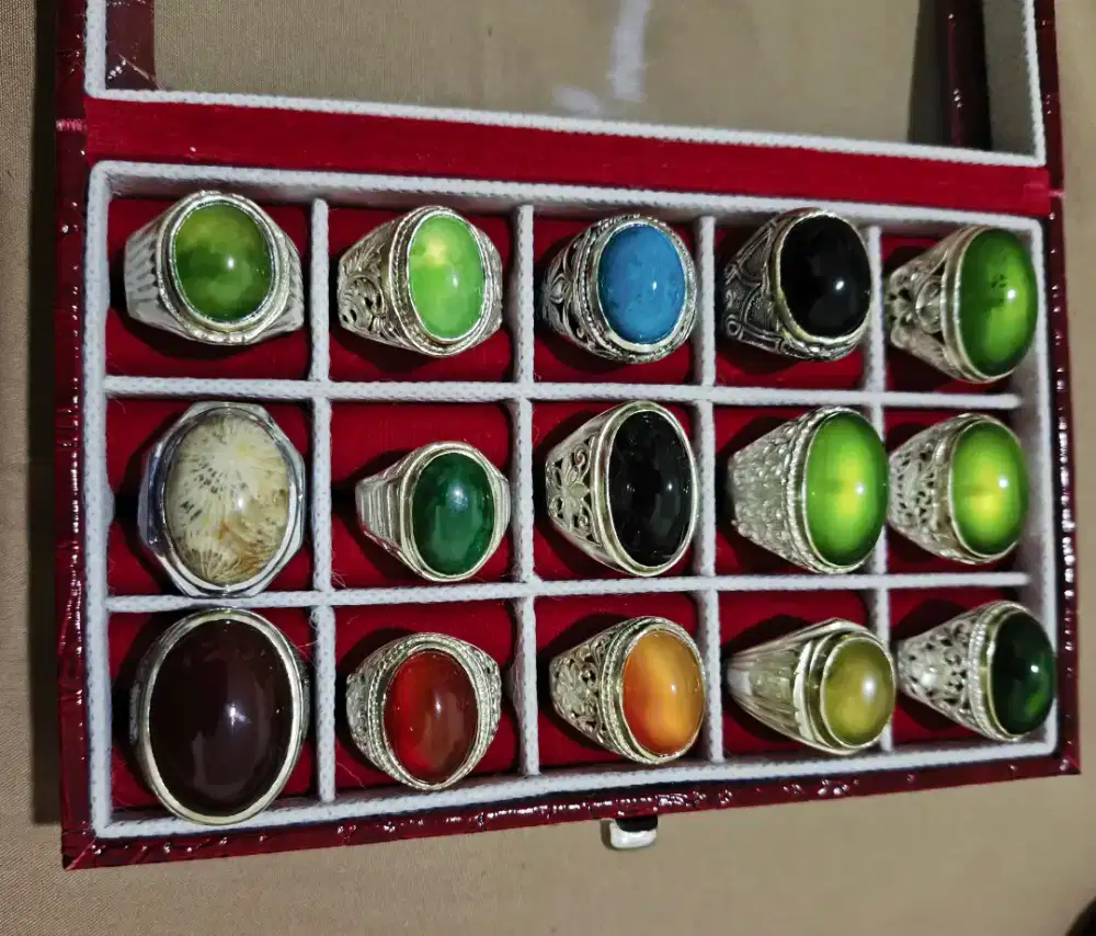 Koleksi batu pilihan terbaik