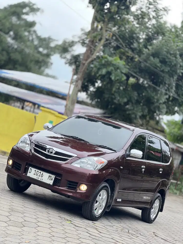 Toyota Avanza 2010 Bensin
